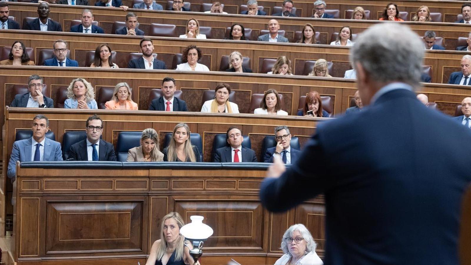 The president of the Popular Party, Alberto Núñez Feijóo, intervenes during a control session of the Government, at the Congress of Deputies, on September 16, 2026