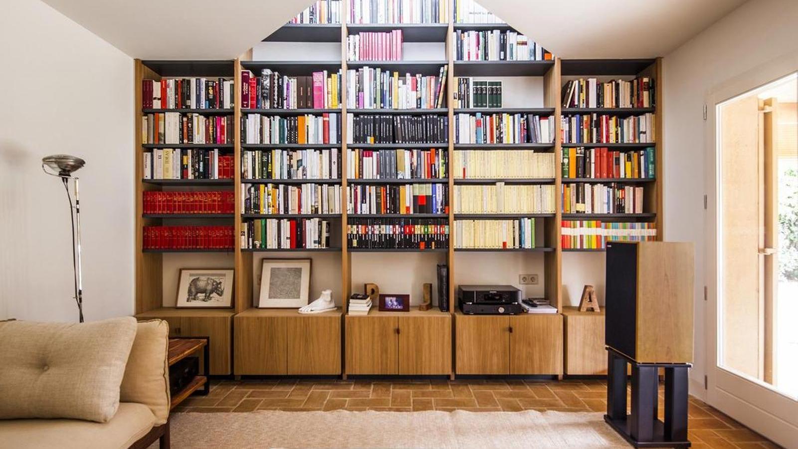 House in Fonolleres, by Anna & Eugeni Bach Architects.