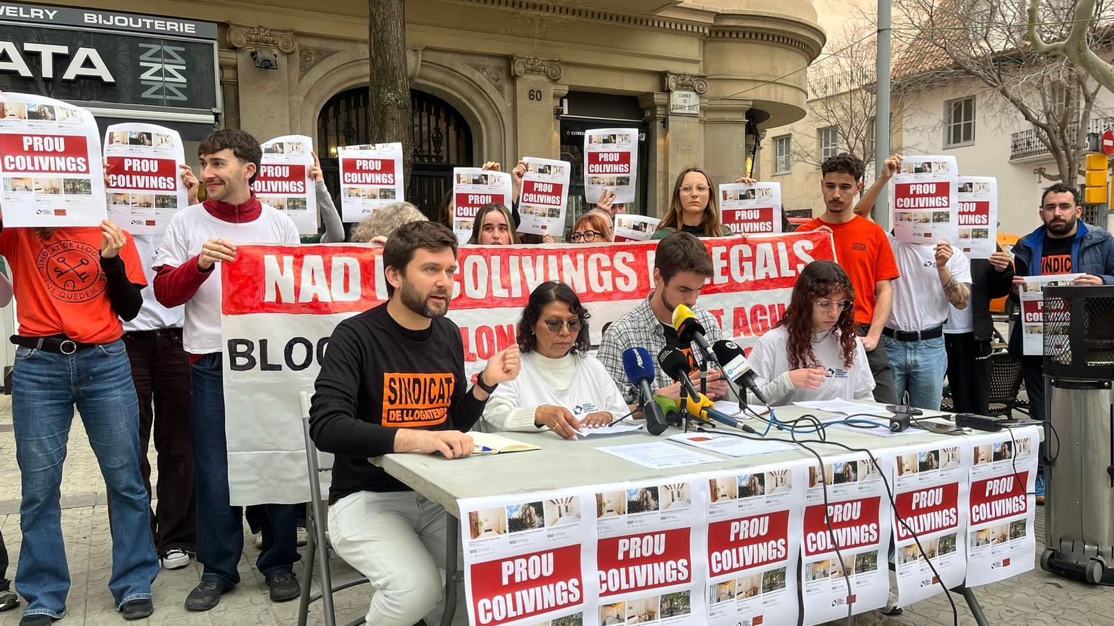 Press conference of residents affected by the 'colivings' of New Amsterdam Developers, this Wednesday