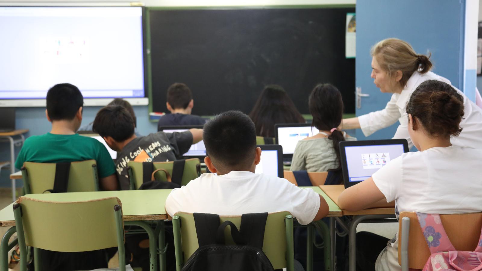 En els darrers anys, amb la irrupció de l'escola inclusiva, la detecció i atenció han millorat.