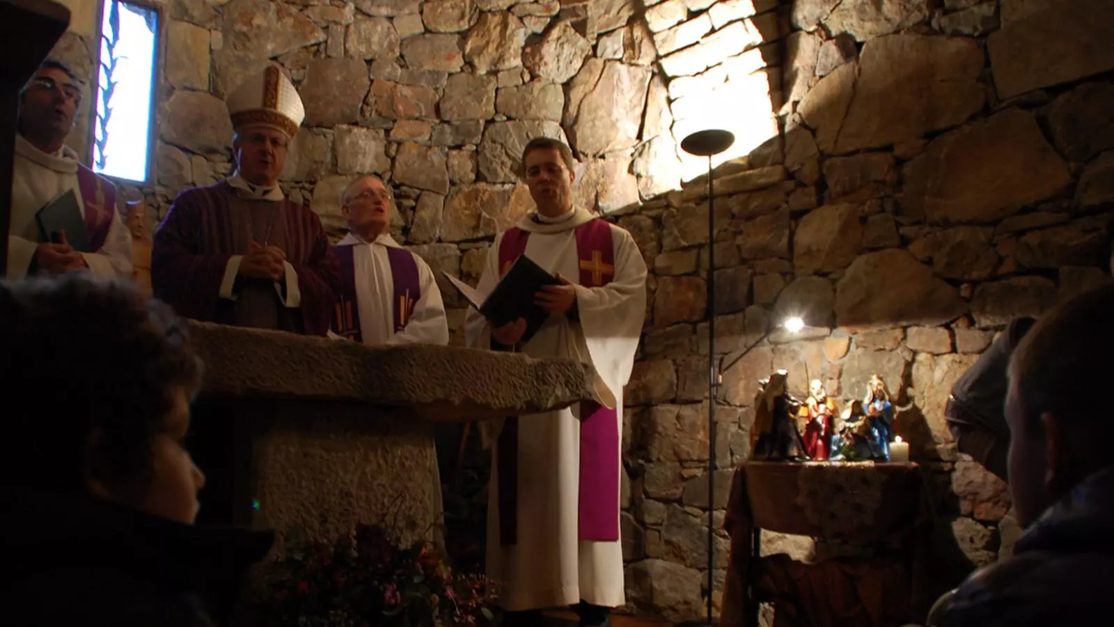 L'arquebisbe d'Urgell, Joan Enric Vives, ha realitzat la primera missa a l'església de Sant Iu