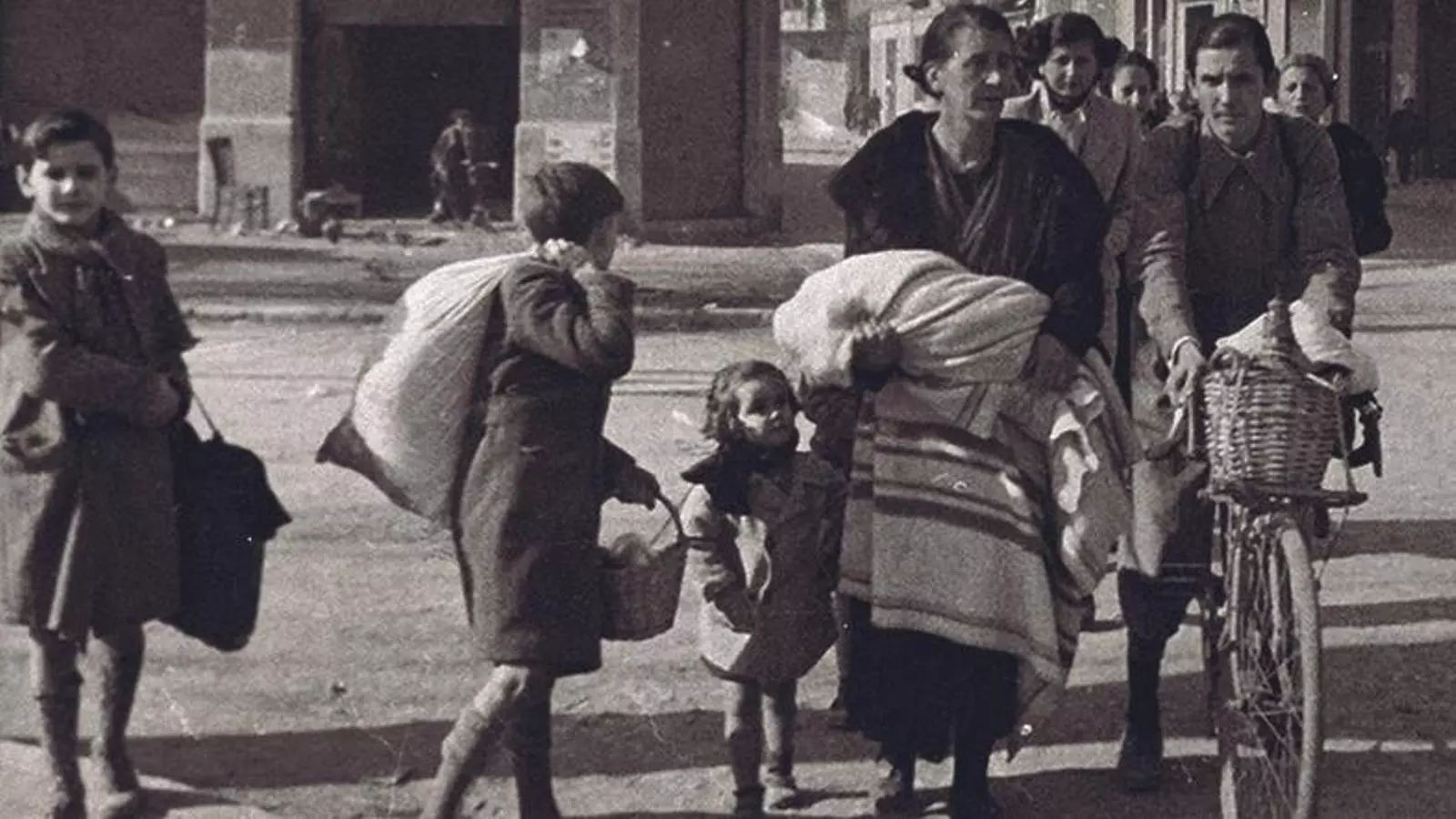 Família tornant del refugi
