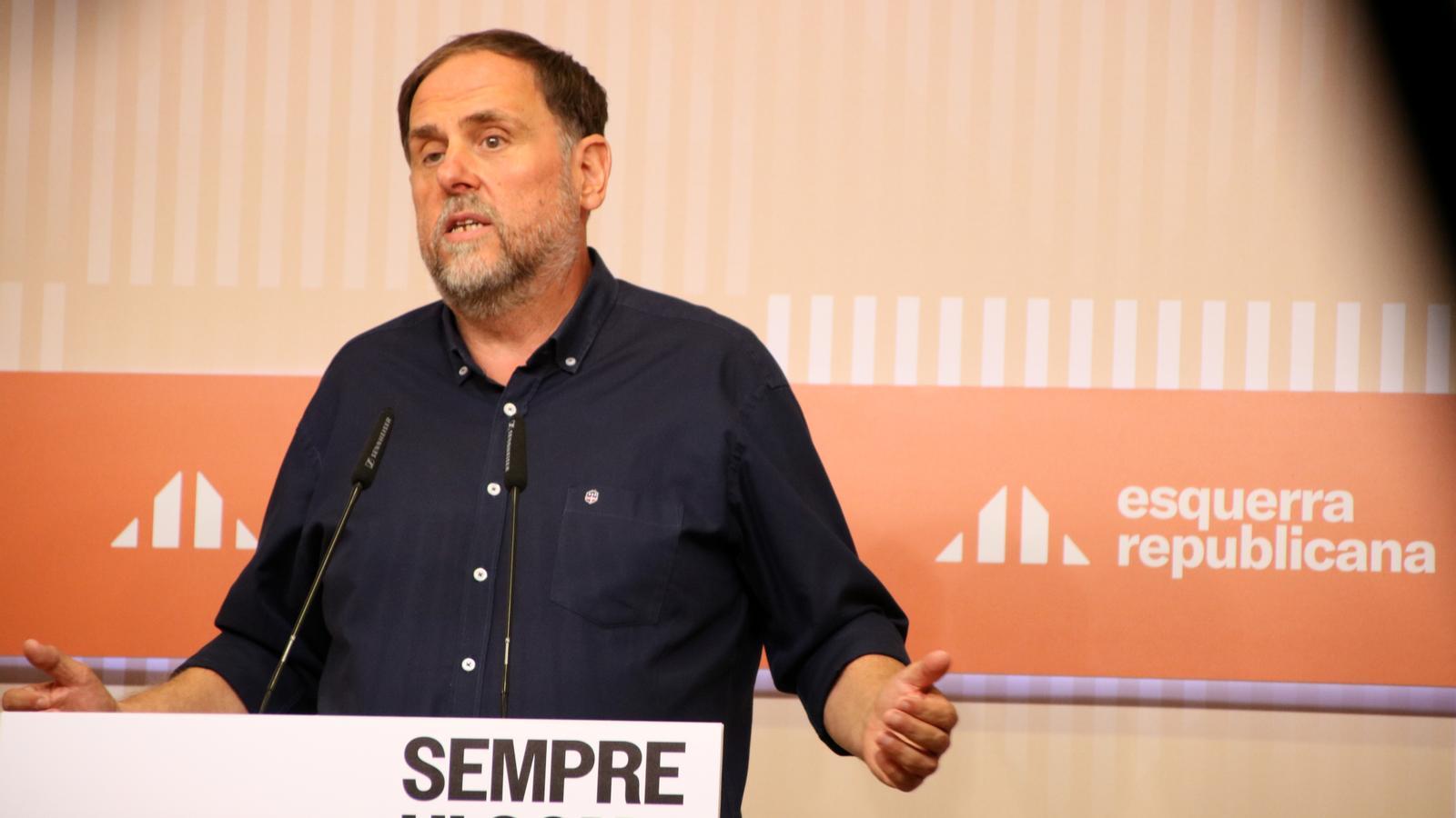 El líder de ERC, Oriol Junqueras, este lunes en rueda de prensa.