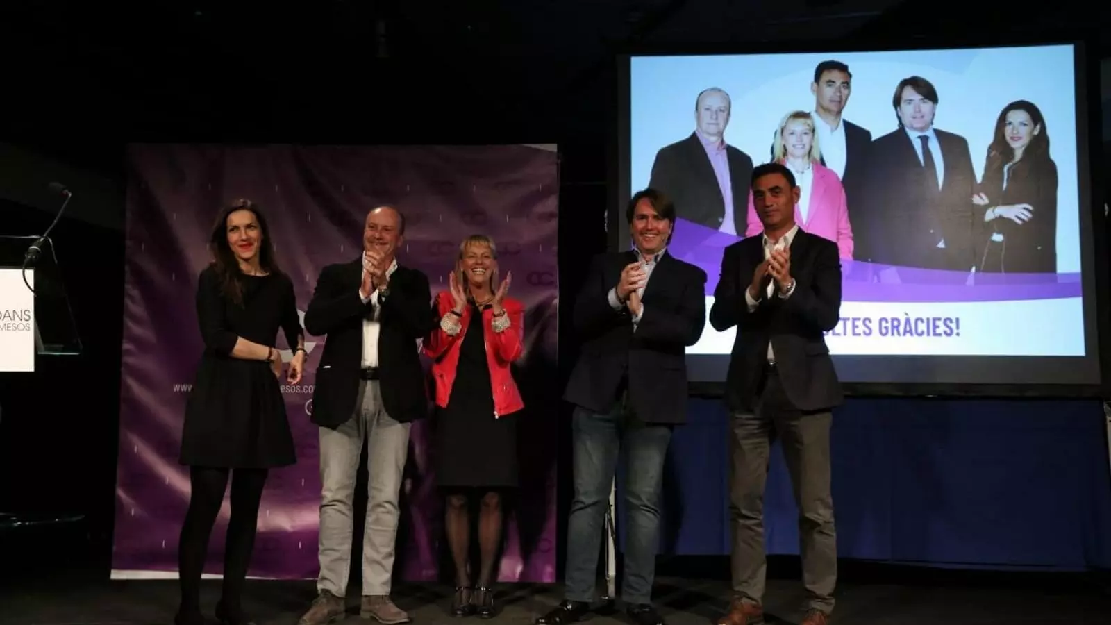 La llista de Ciutadans Compromesos, encapçalada per Carles Naudi i Raül Ferré, celebra la victòria d'aquest diumenge. / CC