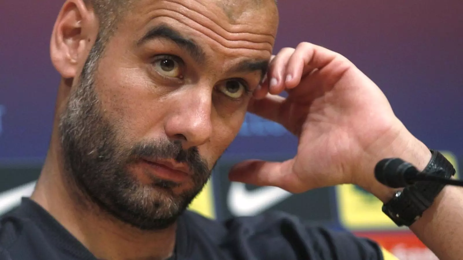 Pep Guardiola durant la roda de premsa al Camp Nou