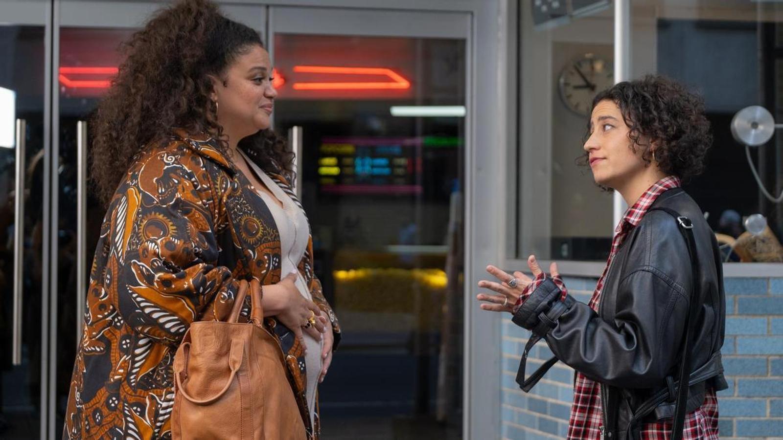 Michelle Buteau and Ilana Glazer in 'Broad City'