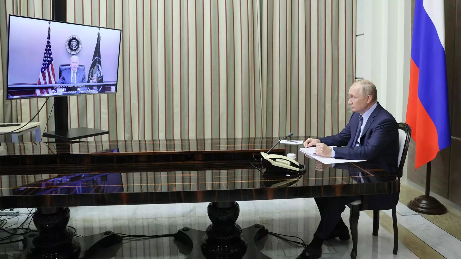 Trobada virtual entre el president rus, Vladimir Putin, i el president dels EUA, Joe Biden.