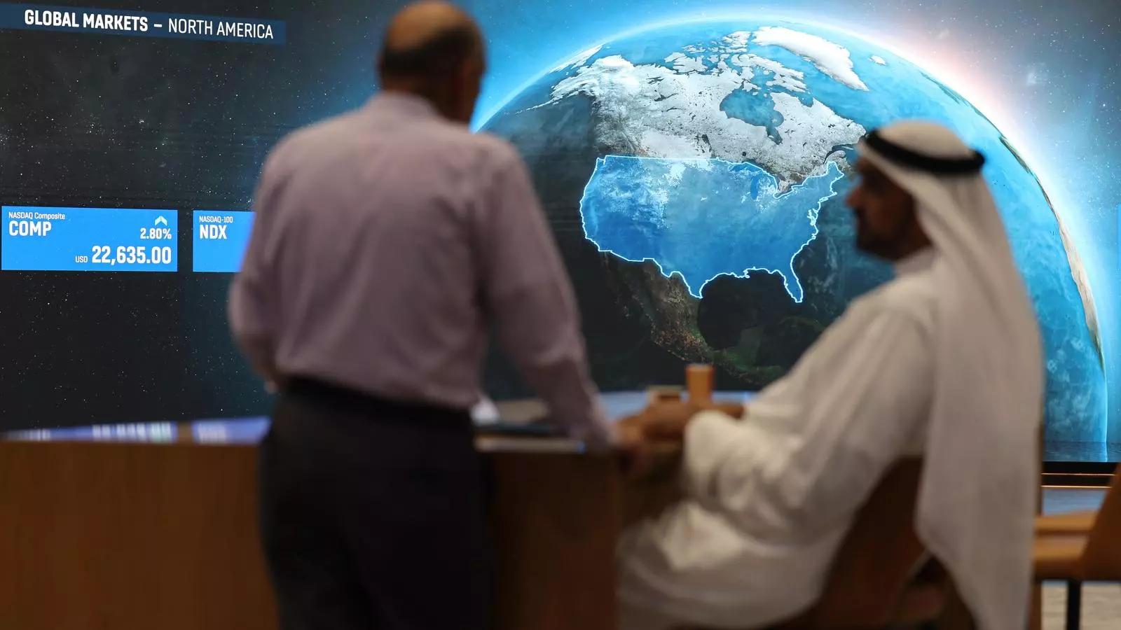 Stock Market in Dubai (15402859)