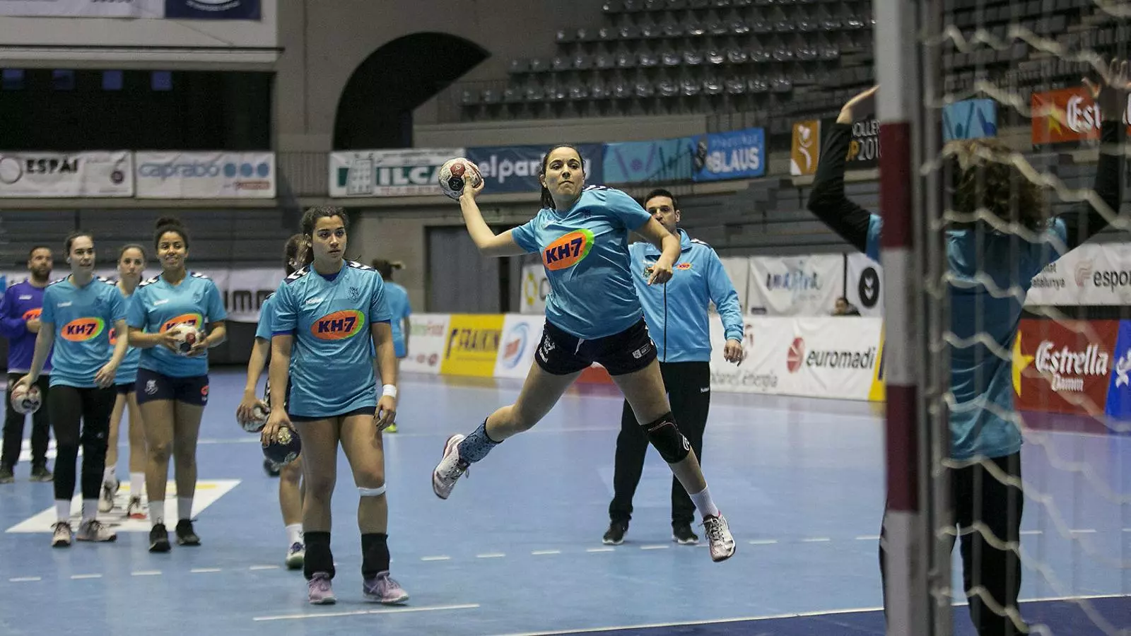 Entrenament d’ahir de l’equip femení al Palau Olímpic de Granollers.