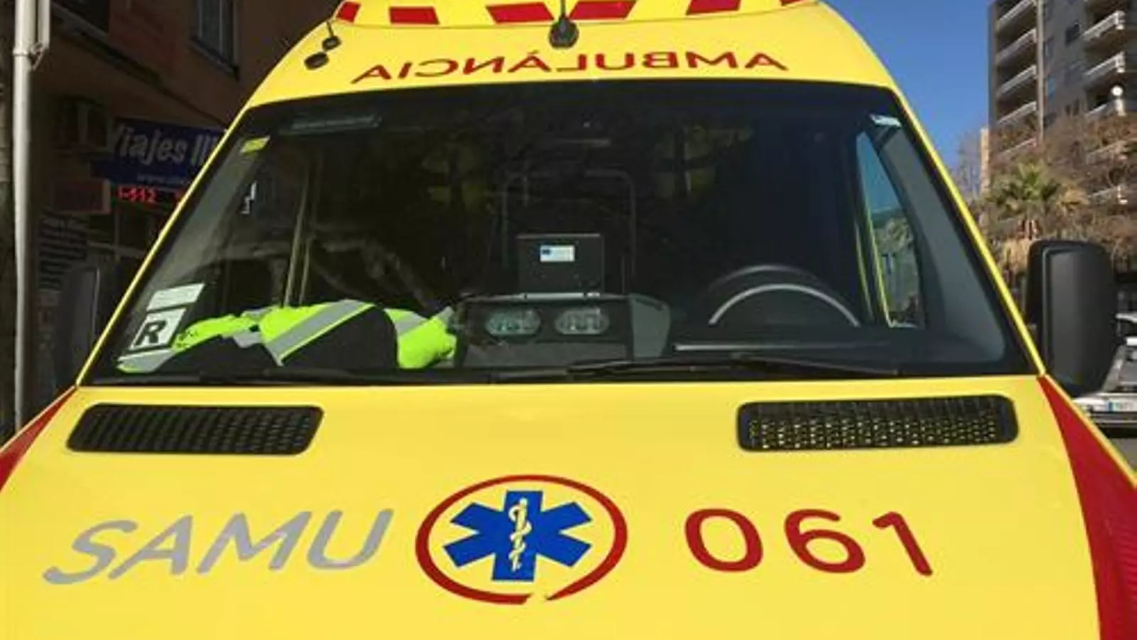 Una ambulància del 061.