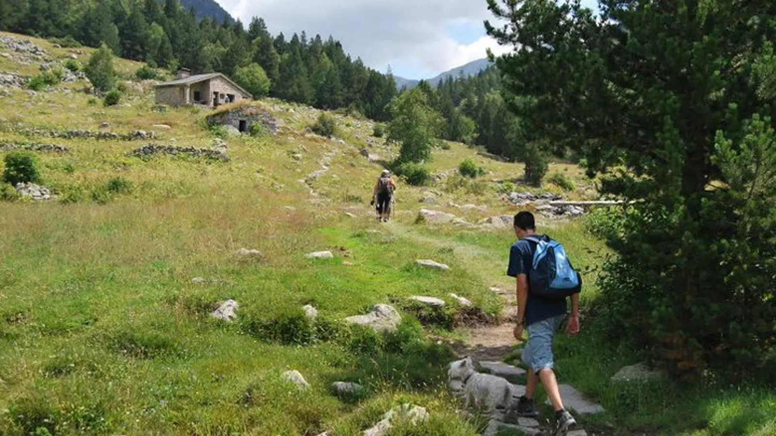 Excursionistes a la Vall del Madriu.