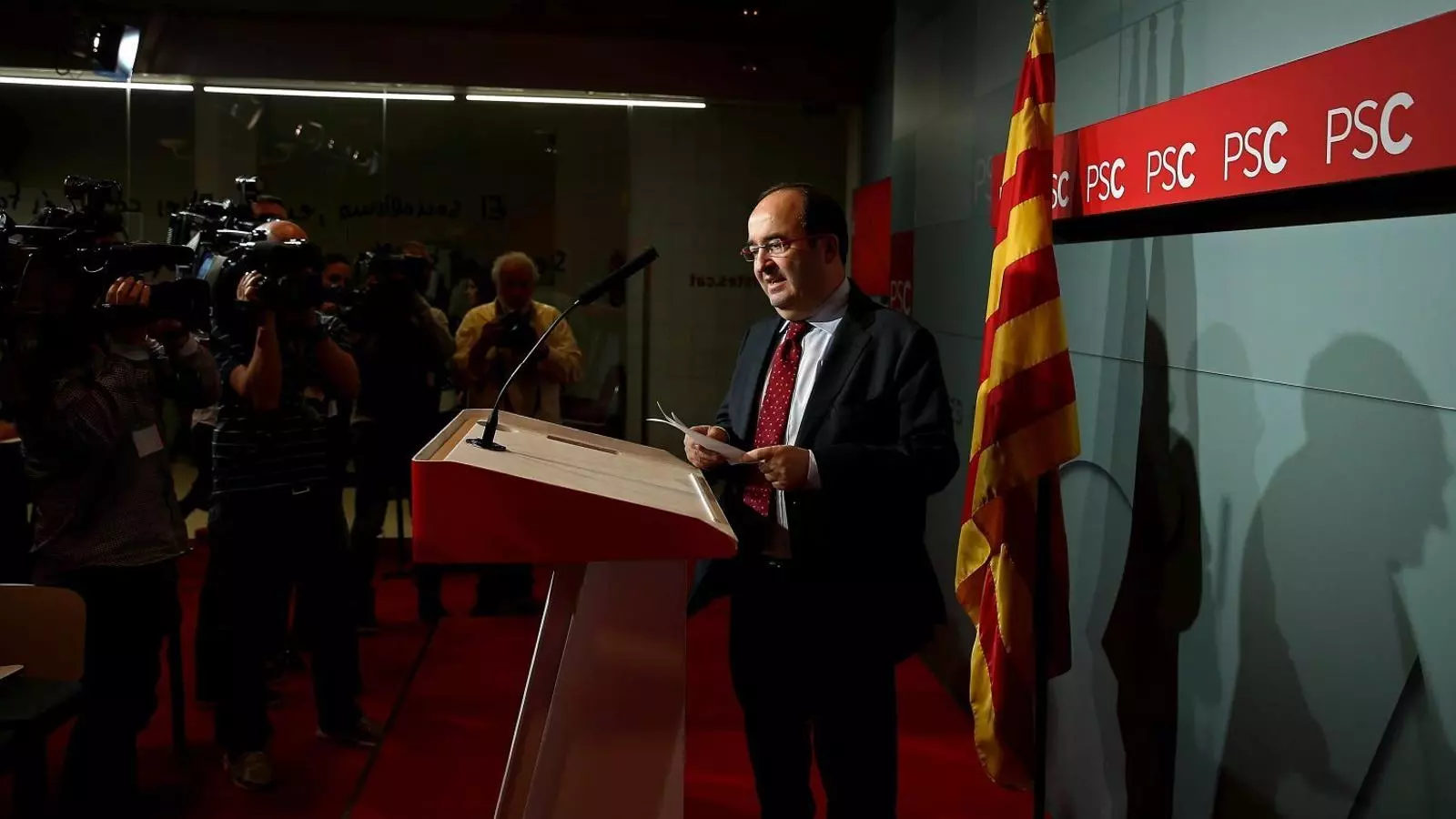 El PSC ha desafiat el PSOE per instint de supervivència