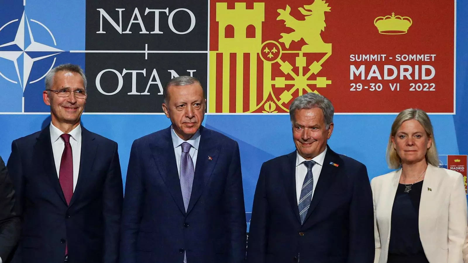 Jens Stoltenberg (OTAN), Recep Tayyip Erdogan (Turquia), Sauli Niinistö (Finlàndia) i Magdalena Andersson (Suècia).