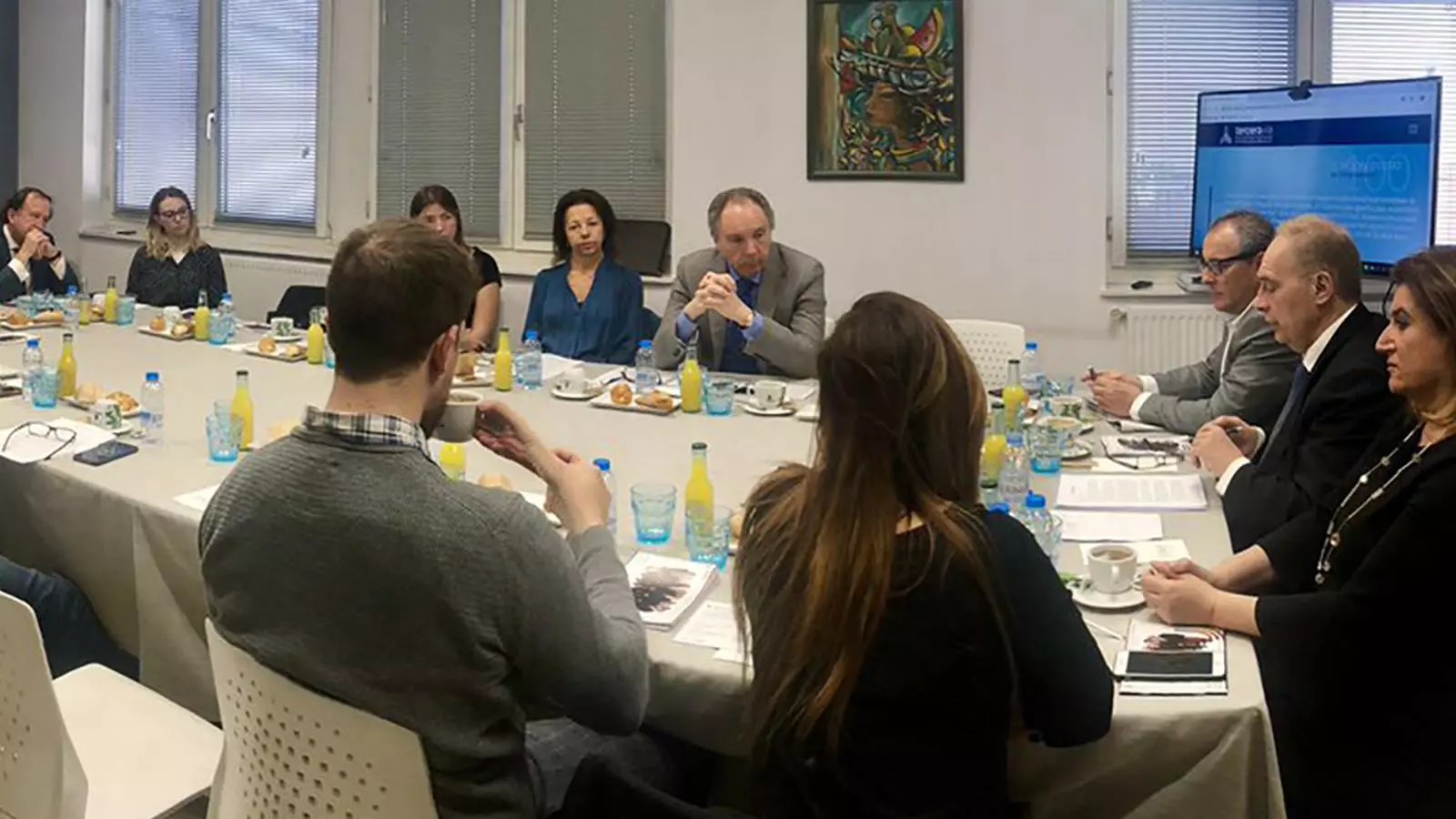 Un moment de la trobada dels candidats de terceravia amb l'Empresa Familiar Andorrana. / TERCERAVIA
