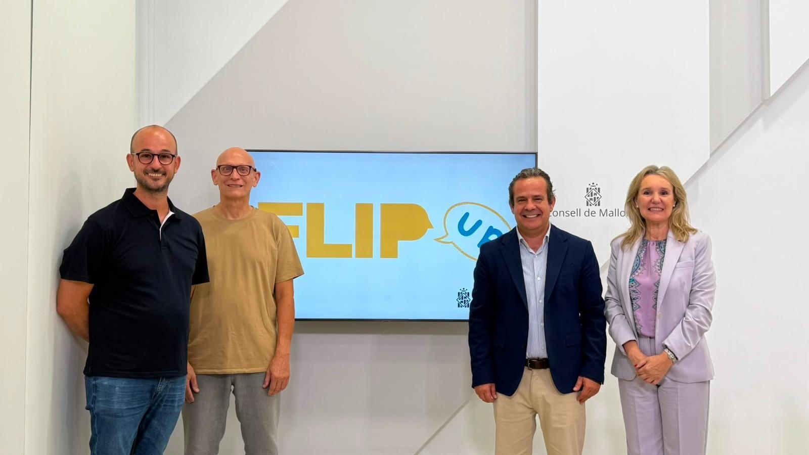 Foto de la firma de la segunda edición para el curso 2026-2027 con responsables del programa y del Consejo de Mallorca.