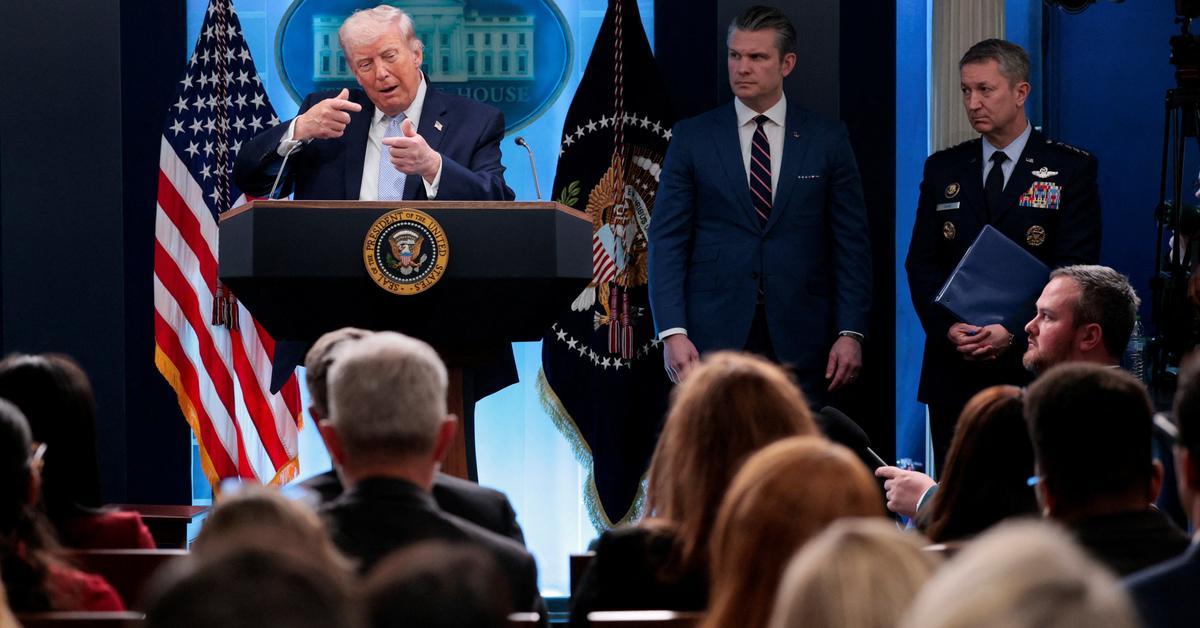 Moments TACO: totes les vegades que Trump s'ha desdit dels seus ultimàtums amb l'Iran