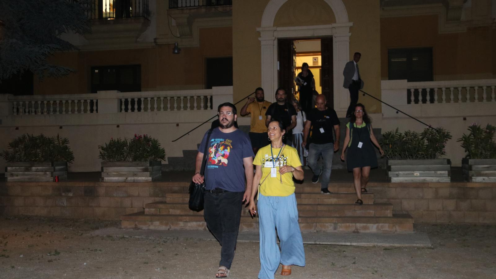 Los sindicatos a la salida de la reunión después de haber llegado a un acuerdo