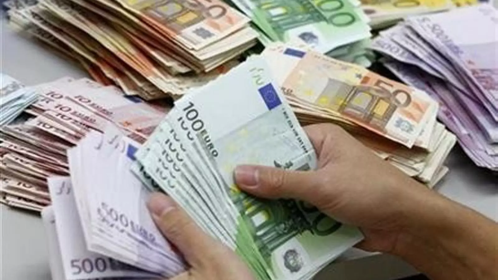 El préstec que va signar l'afectada tenia un valor de 28.000 euros i vencia en dos anys.