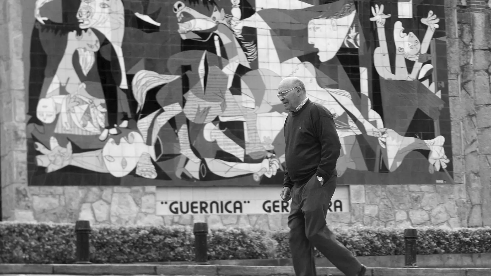 El 'Gernika' de Picasso hecho mural.
