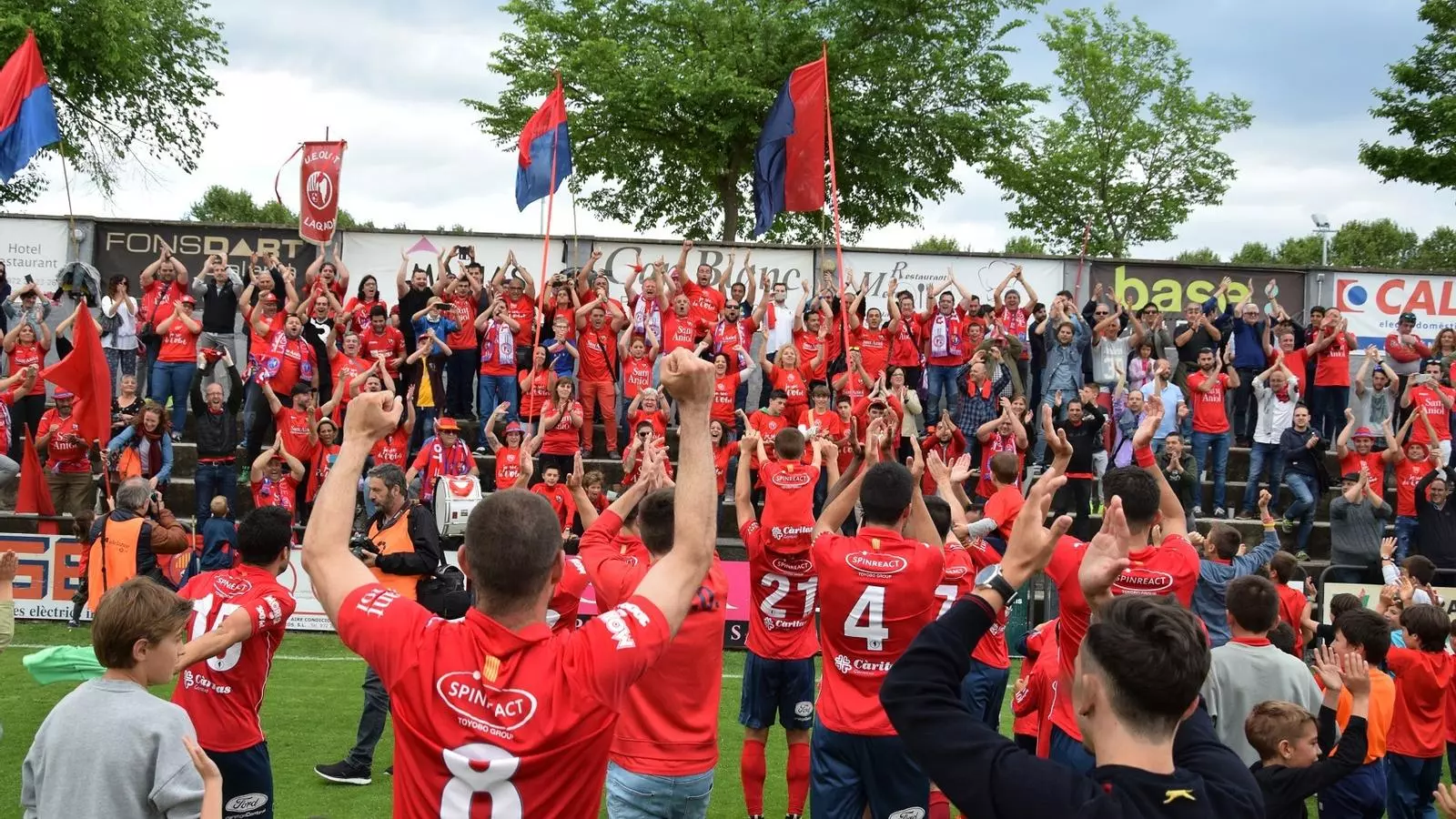 L'Olot va guanyar la lliga de Tercera Divisió