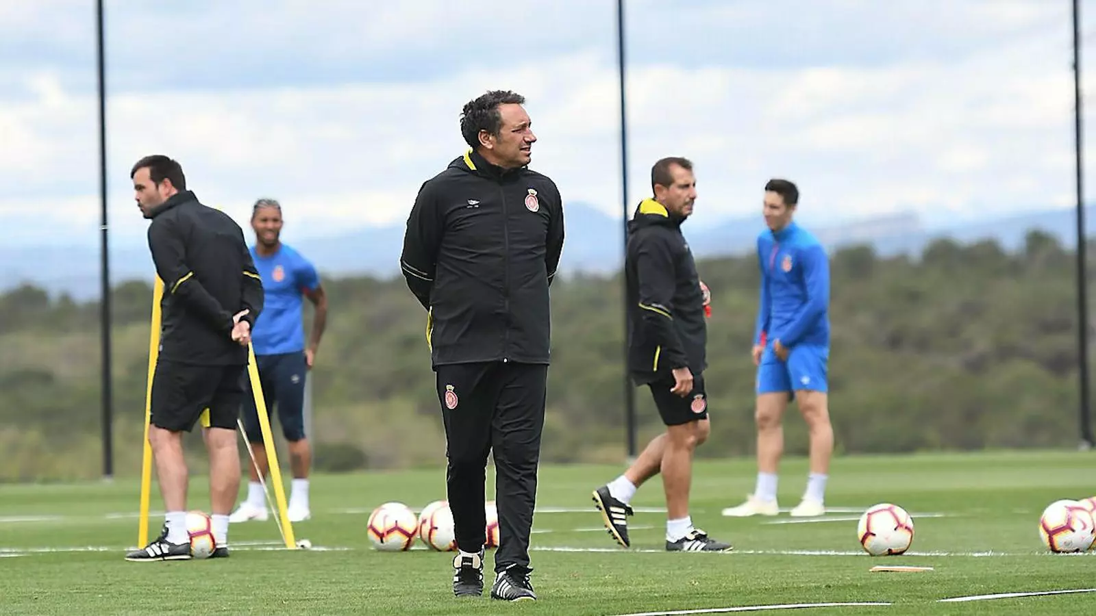 Eusebio Sacristán durant l’entrenament d’ahir.