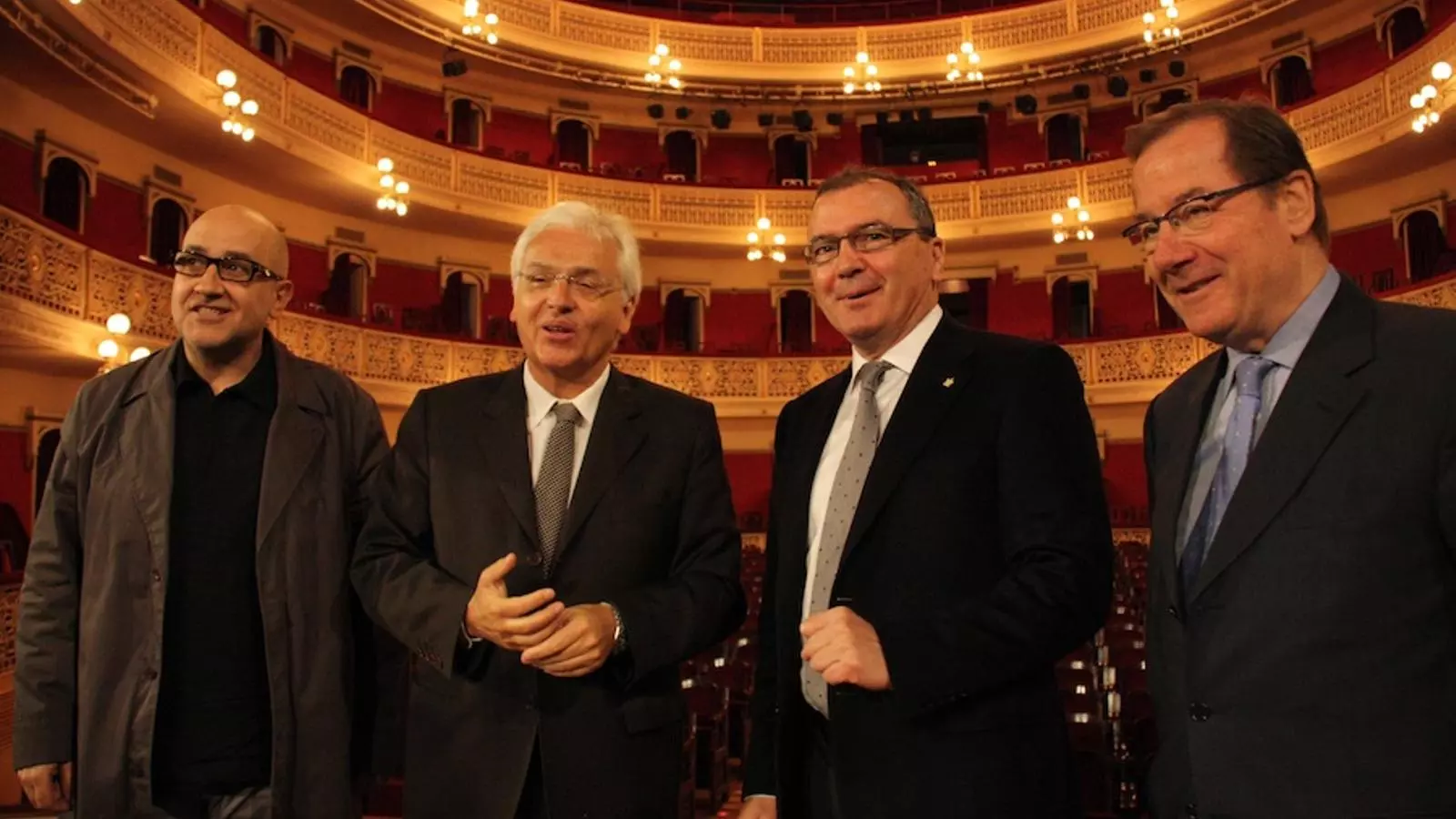 D'esquera a dreta: Ferran Madico, director general del Consorci del Teatre Fortuny; Ferran Mascarell, conseller de Cultura; Carles Pellicer, alcalde de Reus; i Albert Vallvé, vicepresident de la Diputació de Tarragona / ACN, Núria Torres