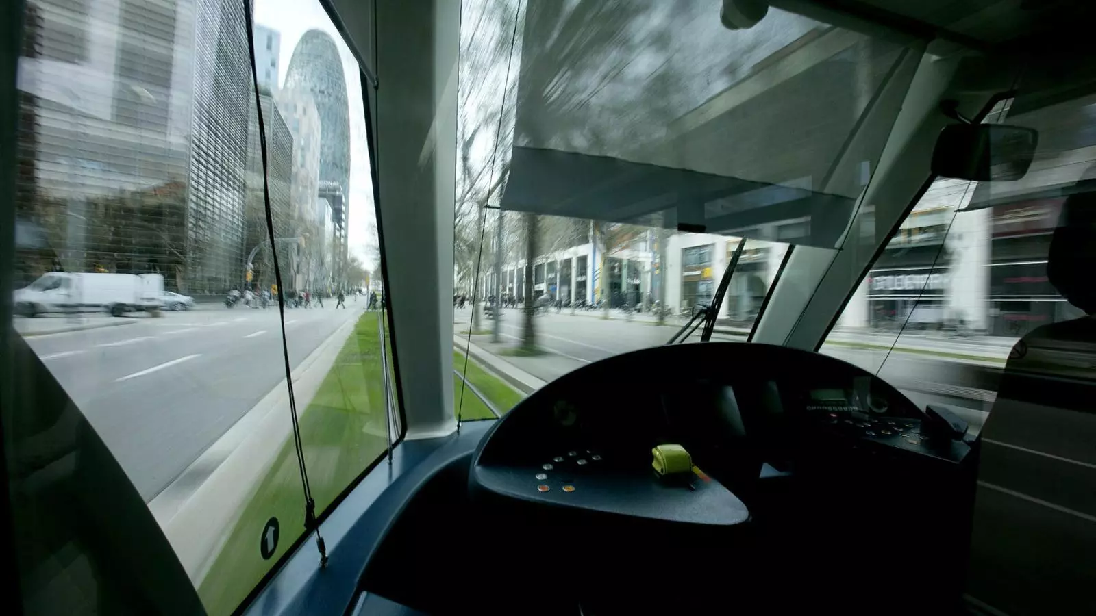 El contracte de les dues concessionàries del Tram expira el 2032.