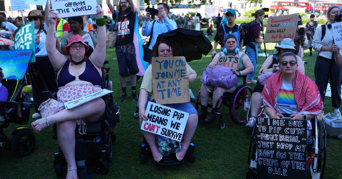 Keir Starmer & UK Labour: A Critical Look