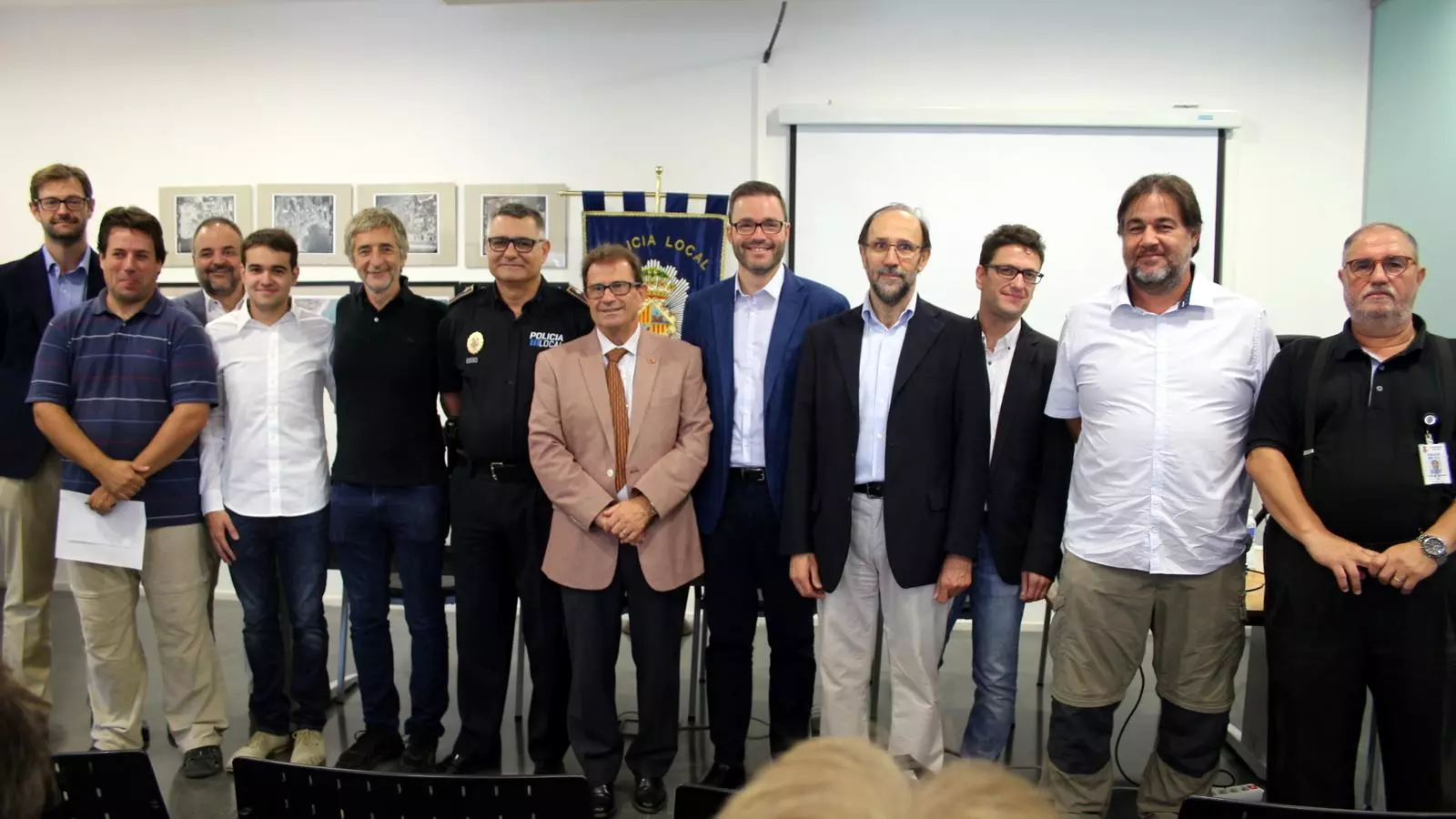 Els representants de les entitats que hi participen.
