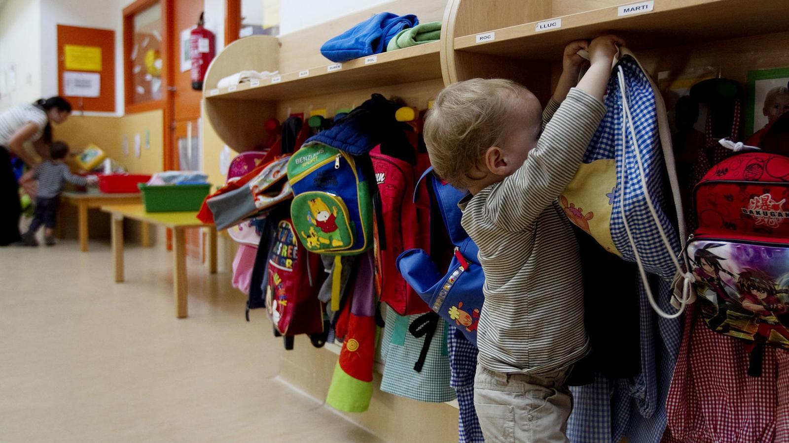 Un nen d'una escola bressol de Barcelona.