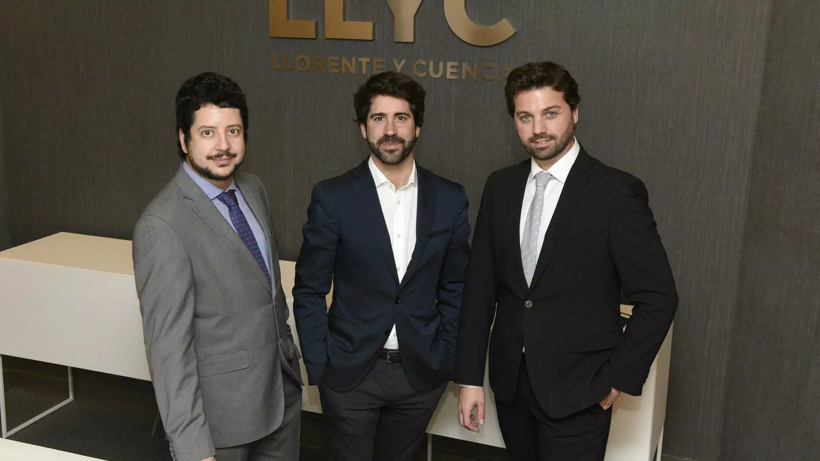 Ignasi Belda, Roger Montañola i Xavier Salvatella, fins ara a Diplolicy, han fitxat per LLYC.