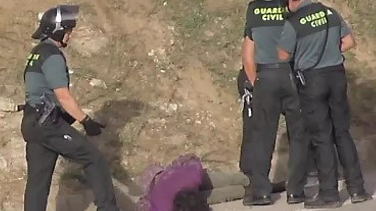 Una ONG mostra devolucions en calent a la tanca de Melilla
