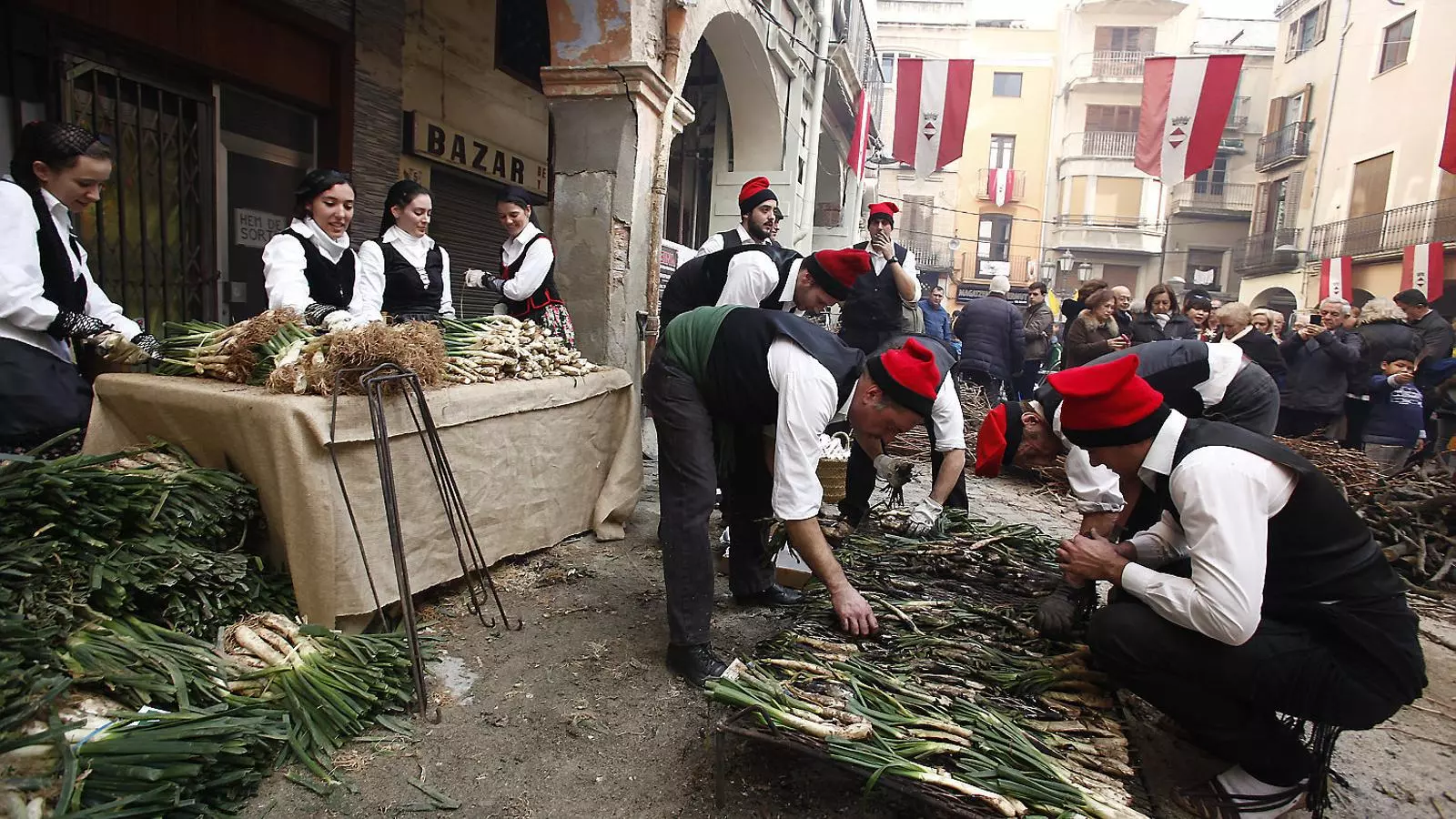El temps de calçotades torna carregat de propostes seductores
