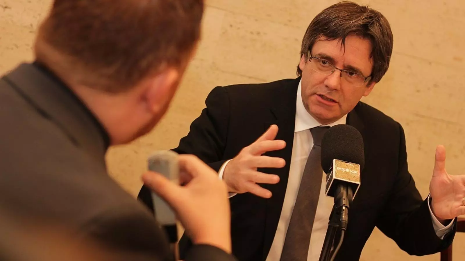 El president Puigdemont durant l'entrevista.