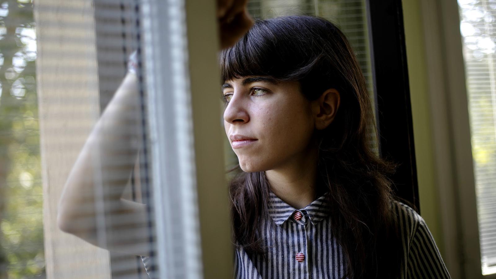 Júlia Rubau en las oficinas de la editorial Norma.
