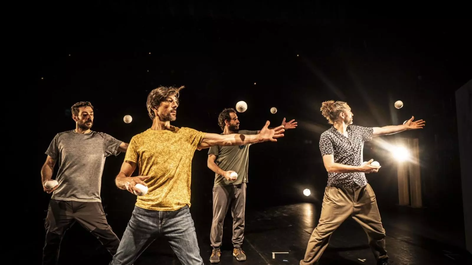 'Suspensión' de Nueveuno Circo