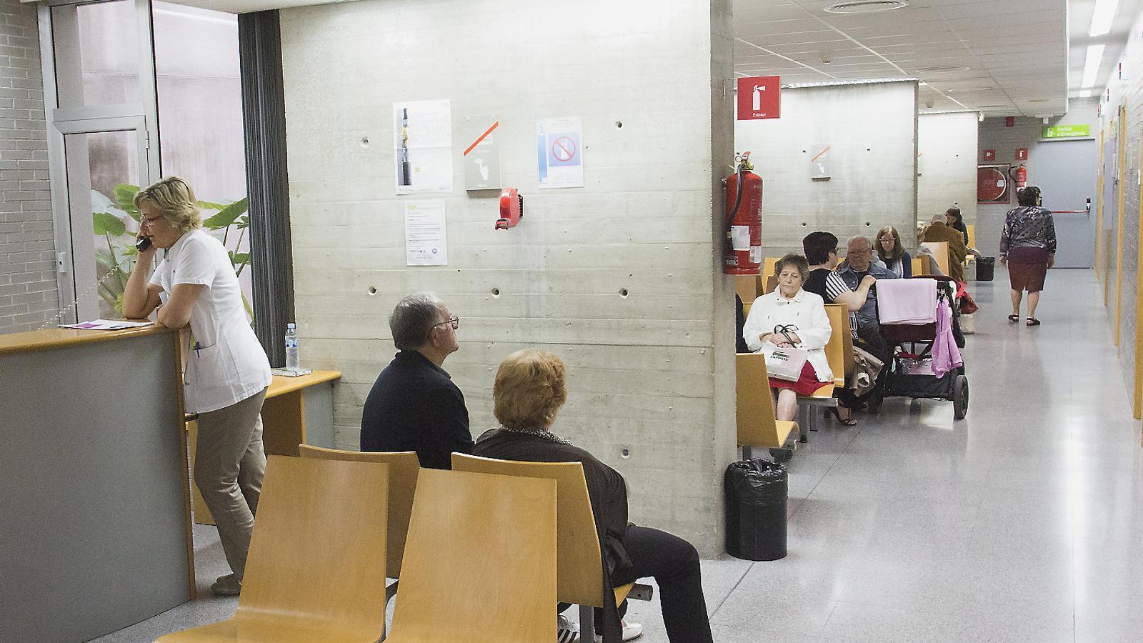 The waiting room of the CAP of Roquetes in Barcelona, In an archive image
